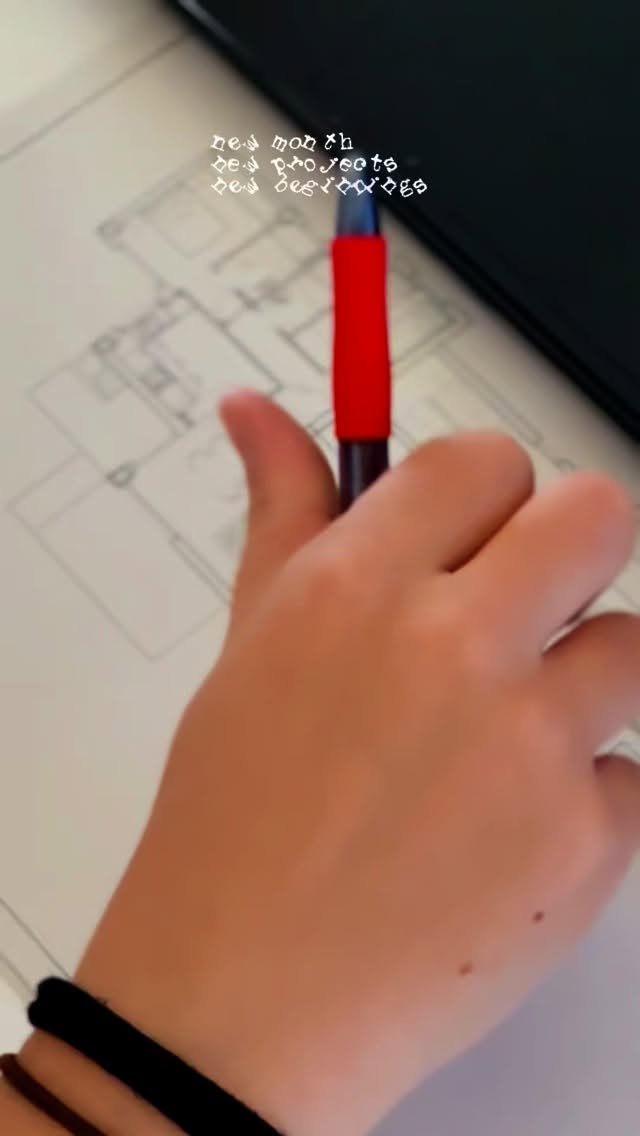 Welcome September 🗓️

We were waiting for you with our backpacks full of new projects…
.
.
.
#ARDEStudio #alicante #arquitectura #interiordesign #architecture #architectureandesign #diseñodeinteriores #estilocontemporáneo #diseñomoderno